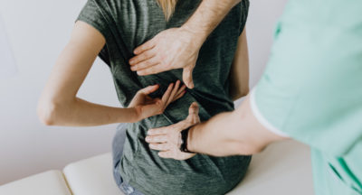 Język objawów w przestrzeni indywidualnej i rodzinnej pacjenta – artykuł mgr Adama Zalepy