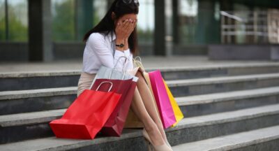 Psychologiczne mechanizmy zakupoholizmu. Co naprawdę napędza kompulsywne kupowanie?